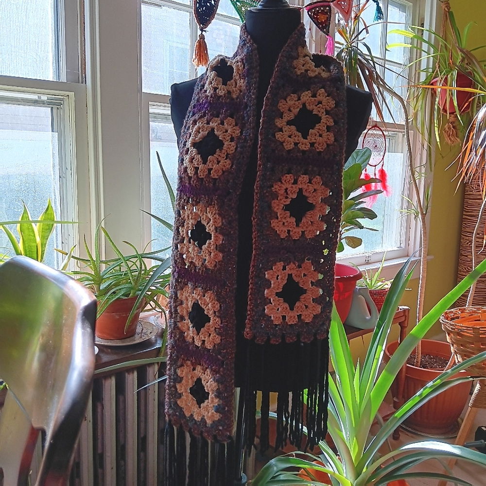Crochet scarf